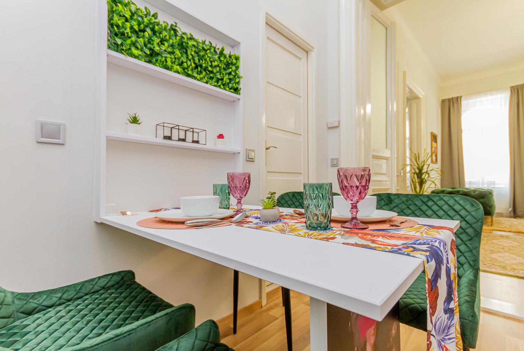 W17elegant Inner W/king Bed&friendly Host Appartamento